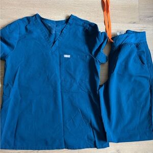 Figs Women's Blue Pajama Set